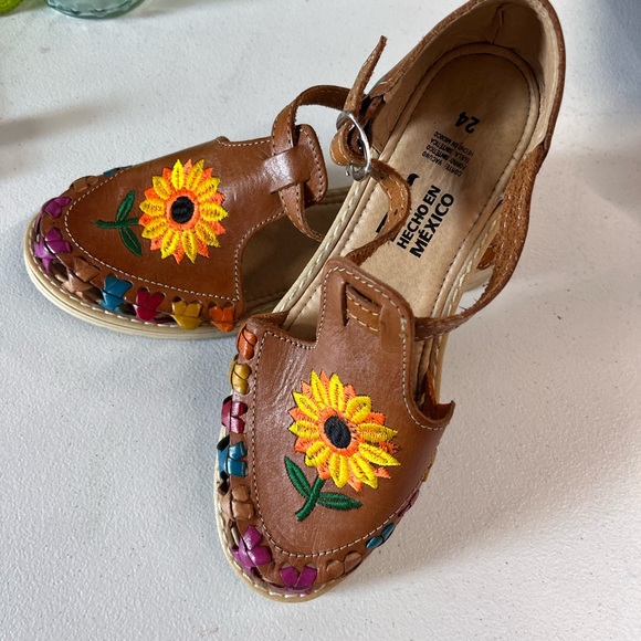 Hecho en Shoes - Made by Hecho en